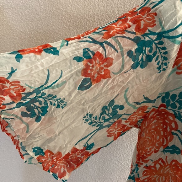 Forever 21 HiLo top - Picture 4 of 6